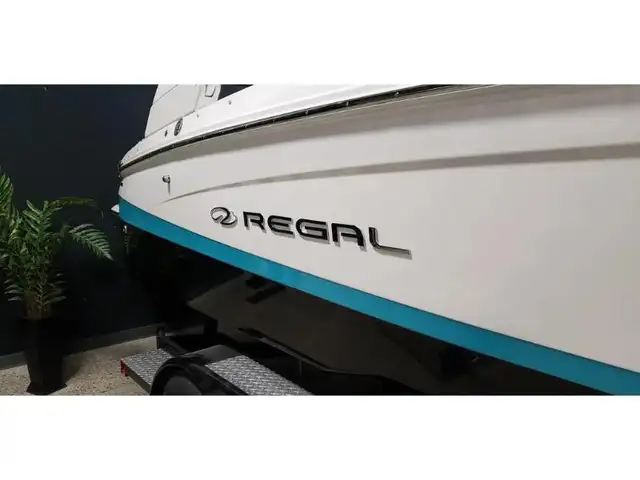 2023 Regal REGAL LS2 2023 in Powerboats & Motorboats in Québec City - Image 4