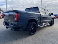 ONE OWNER, Heated and Cooled Front Seats, 360 Camera, Front and Rear Parking Sensors, SUNROOF, Head... (image 4)