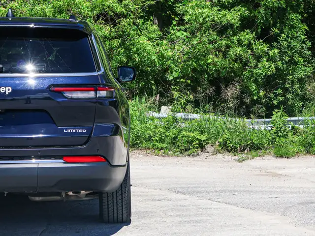 2024 Jeep Grand Cherokee L Limited- Memory / Heated Seats - Pwr in Cars & Trucks in Barrie - Image 14