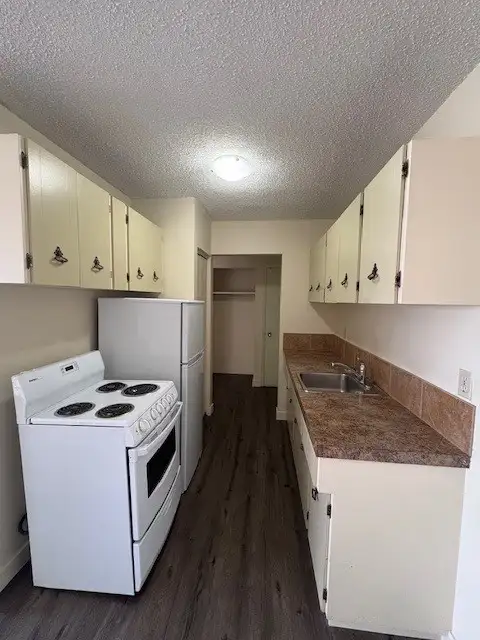 1 Bed 1 Bath Unit in Calgary, AB in Long Term Rentals in Calgary - Image 9