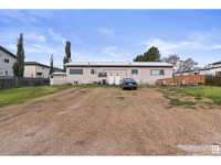 5310 & 5312 50 ST Thorsby, Alberta