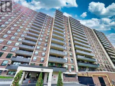 Welcome To This Stunning 3-Bedroom, 2-Bathroom Condo Located In The Desirable Neighbourhood In Etobi...