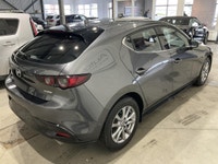 La Mazda Mazda3 Sport GT 2021 usagée proposée par AutoStudio 72 à Mirabel affiche 98 862 km et une p... (image 2)