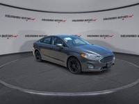 // ACCIDENT FREE!! // This 2020 Ford Fusion SE FWD is a well-kept sedan that blends comfort, smart t... (image 1)