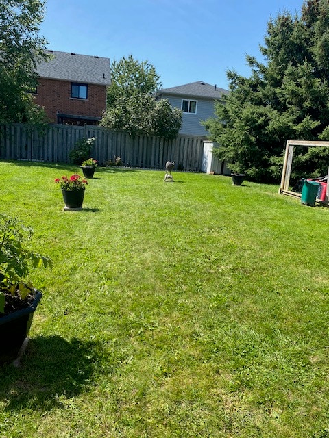 2 BEDROOM T/H IN SW BARRIE-ONLY $2,195-OCTOBER 1, 2026 MOVE IN 5