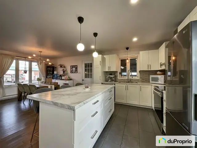 $465,000 - Bungalow for sale in Drummondville (St-Nicéphore) in Houses for Sale in Drummondville - Image 4