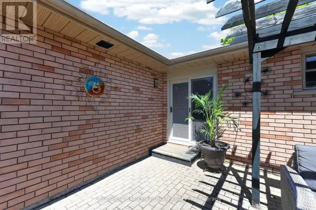 1959 SNOW VALLEY ROAD Springwater (Snow Valley), Ontario in Houses for Sale in Oakville / Halton Region - Image 34