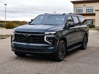 Welcome To Sherwood Park Chevrolet. The #1 Volume Chevrolet Dealer in Canada. This Chevrolet SUBURBA... (image 3)