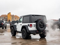 Welcome to Barrie Dodge Chrysler Jeep. This vehicle is certified. You can trust that each certified... (image 5)