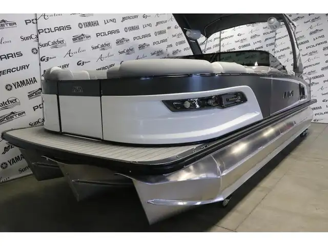 2026 Avalon EXCALIBUR LTD 2585 FLW + MERCURY 300XL RACING in Powerboats & Motorboats in Laurentides - Image 6