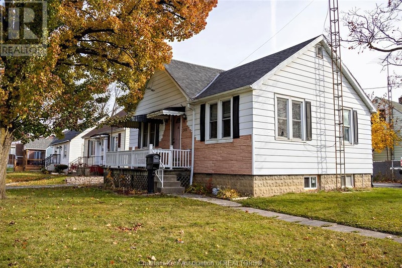 146 ALEXANDRA AVENUE Chatham, Ontario Houses for Sale ChathamKent