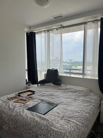 Bright and Spacious Two Bedroom One Bath Downtown Condo Ensuite laundry A standout feature of the bu...