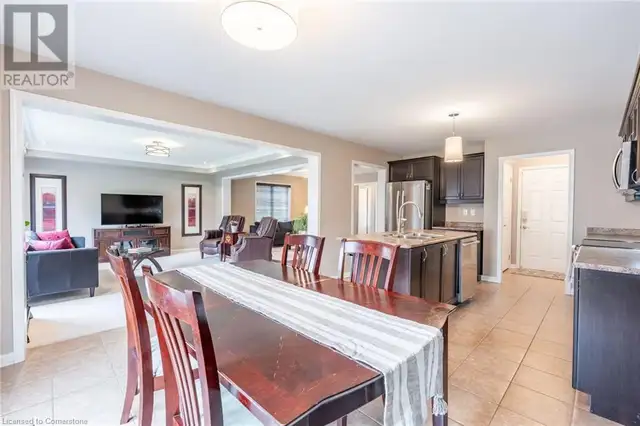 199 EMICK Drive Ancaster, Ontario in Houses for Sale in Hamilton - Image 16