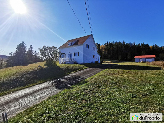 279 500$ - Maison de campagne à vendre à Gaspé dans Maisons à vendre  à Gaspésie