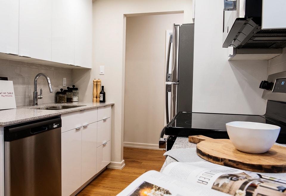 2 bedroom suite in Langley at Glades on 55 Apartments! 3