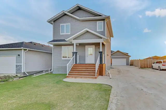 OPEN HOUSE! Private 3bdrm Country Retreat only 20min from the Pe Image# 1