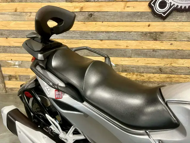 2013 BRP CAN-AM SPYDER RS SM-5 (MANUAL) + ONLY 30622 KM + WINDSH in Other in Ottawa - Image 16