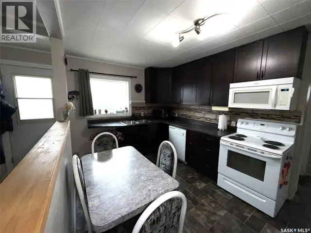 412 Main STREET Hudson Bay, Saskatchewan in Houses for Sale in Nipawin - Image 8