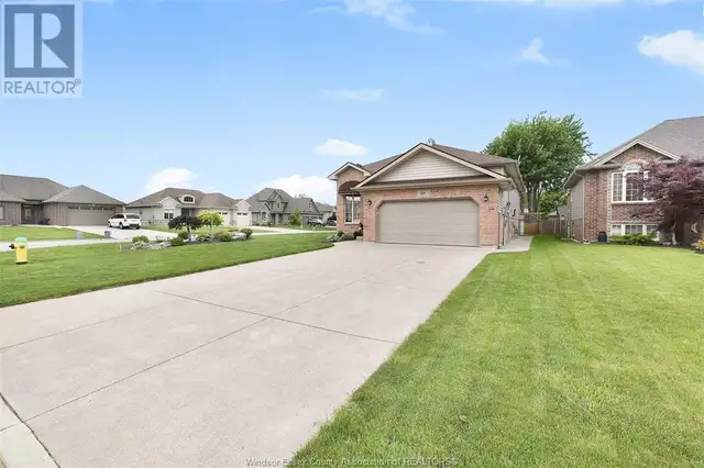 689 Helena CRESCENT Belle River, Ontario62864749589121123
