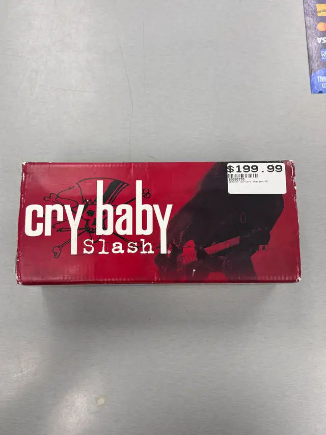 Dunlop SW95 Cry Baby Slash Signature Wah Guitar Pedal in Amps & Pedals in Oakville / Halton Region - Image 2