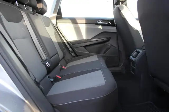 2024 Volkswagen Taos Trendline 4MOTION for sale in Cars & Trucks in Comox / Courtenay / Cumberland - Image 14