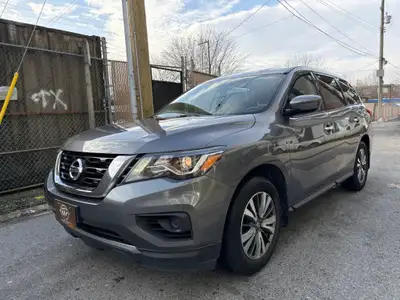 in.Check out this sleek 2017 Nissan Pathfinder SUV with a powerful 6 Cylinder engine! With a stylish...