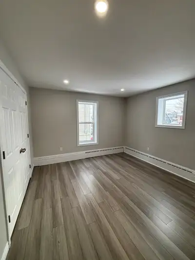 MODERN APARTMENT LIVING IN FAIRVIEW HALIFAX 57 MELROSE AVENUE This completely modernized, quiet and...