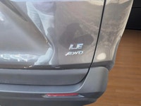 Price includes $1,000 finance credit. Price does not include fees or taxes. The 2021 Toyota RAV4 LE... (image 6)