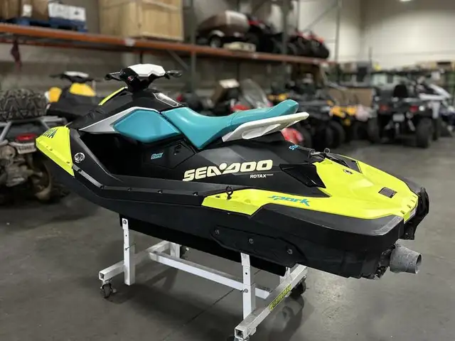 2019 SEADOO SPARK 2UP SOUND (FINANCING AVAILABLE) in Personal Watercraft in Strathcona County - Image 5