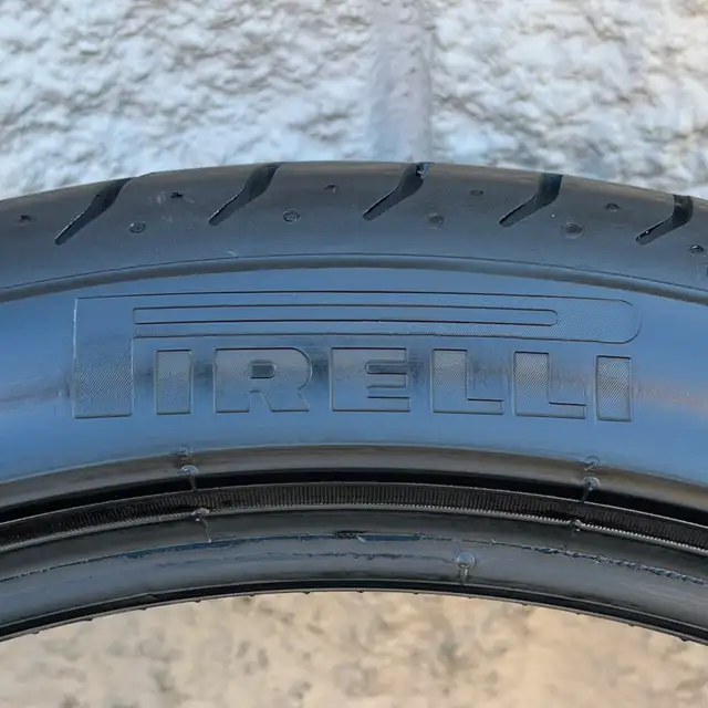 (97%) 2x 255/40R21 Pirelli PZero R01 Summers in Tires & Rims in City of Toronto - Image 4