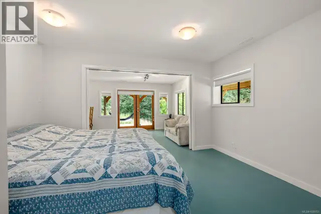 9900 Greenhill Rd Denman Island, British Columbia in Houses for Sale in Comox / Courtenay / Cumberland - Image 30