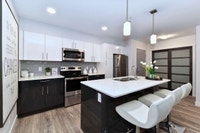 Enjoy the very best of condo living with a full suite of building amenities including fitness centre... (image 5)