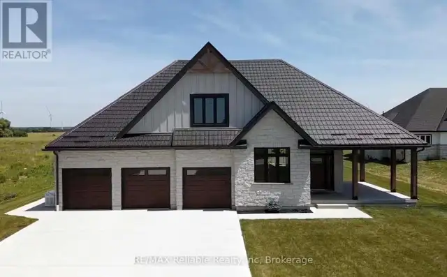 73590 IRENE CRESCENT Bluewater (Hay), Ontario in Houses for Sale in Grand Bend - Image 2
