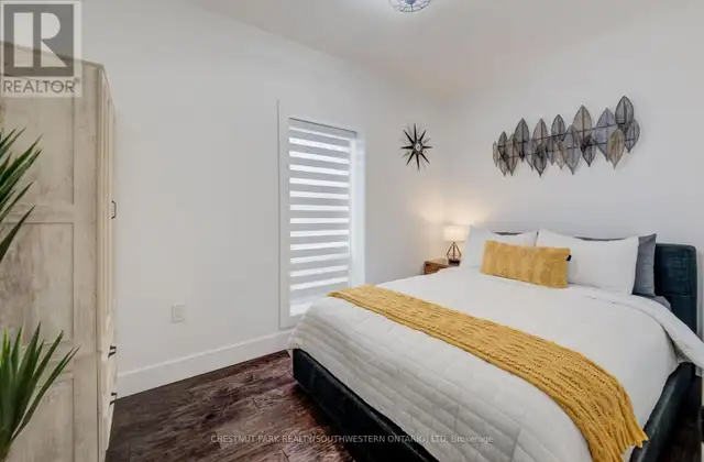 19 CEDAR STREET Cambridge, Ontario in Houses for Sale in Cambridge - Image 32