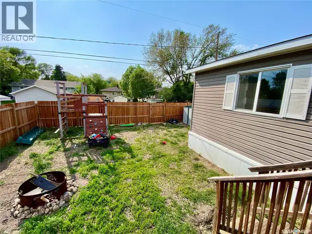 114 3 STREET E Carnduff, Saskatchewan in Houses for Sale in Regina - Image 25