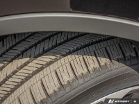 Cooled Leather Seats, Dynamic Handling Package, Full Rear Console! Everything about this 2025 Lincol... (image 7)