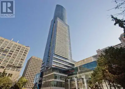 Stylish Living@Aura At College Park World Class Landmark Condo. Rare 3-Br Corner Unit, Furnished. Sp...