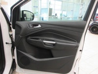 FORD ESCAPE 2014 TITANIUM AWD ECOBOOST 2.0L TURBO TOUT ÉQUIPÉ / INTÉRIEUR EN CUIR NOIR CHAUFFANT / B... (image 9)