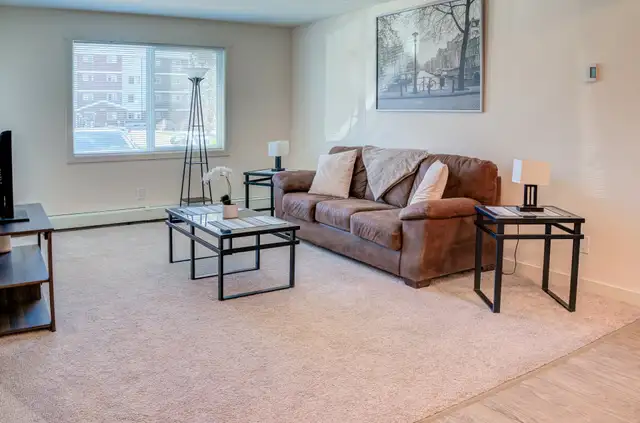 Apartments with In Suite Laundry - Vanier Woods - Apartment for 63011177173891123