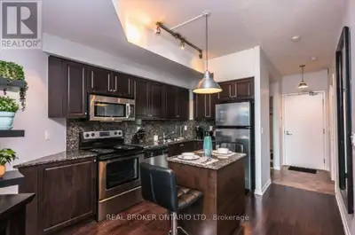 715 - 215 FORT YORK BOULEVARD Toronto (Waterfront Communities),