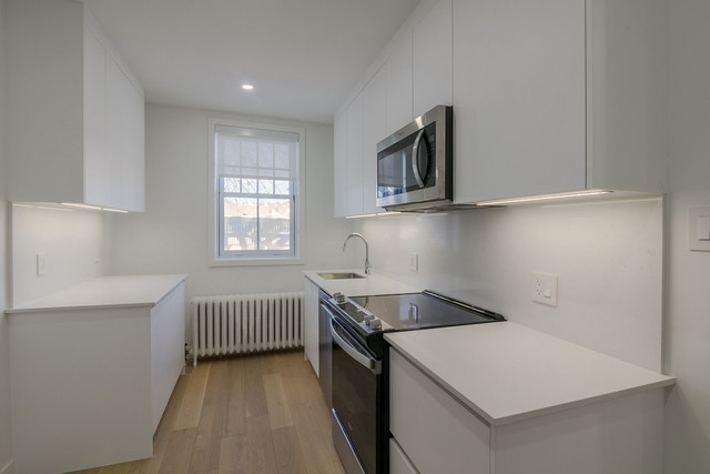 Across from Westmount Park, top floor, newly built - ID 259 dans Locations longue durée  à Ville de Montréal - Image 3