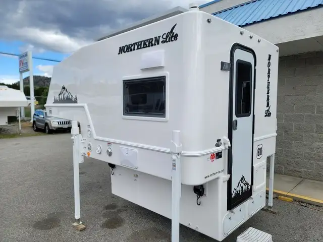 2025 Northern Lite 610 Half-Ton Camper in Travel Trailers & Campers in Penticton - Image 5