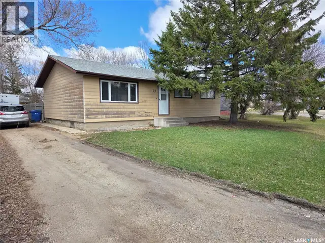 12 Mountain DRIVE Carlyle, Saskatchewan in Houses for Sale in Regina - Image 3