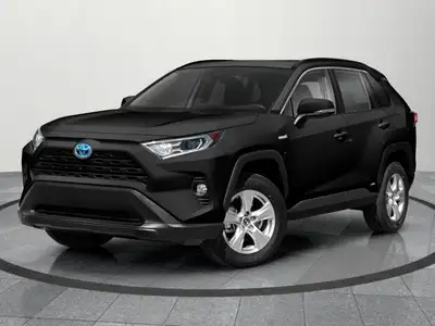 Step into style and performance with the 2021 Toyota RAV4 XLE, featuring an eye-catching black exter...