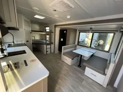 We are looking for good pre owned Rv's to buy or consign!! EAST TO WEST Alta travel trailer 2475KBH...