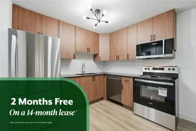 Amenities: Gym and Community Room • City Views • Heat & Water Included Suite & Building: Spacious on...