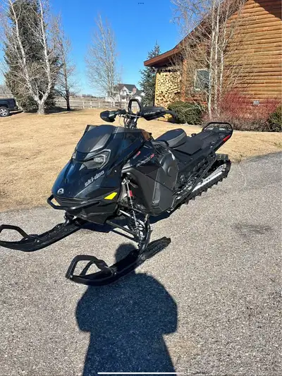 APPLY NOW: https://www.ridecollective.ca/get-pre-approved 2024 SKIDOO SUMMIT EXPERT 850 TURBO 165" T...