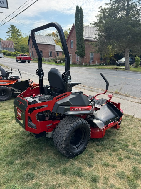 Toro 60" TITAN® MAX (76606) Zero Turn Mower in Lawnmowers & Leaf Blowers in Belleville - Image 5