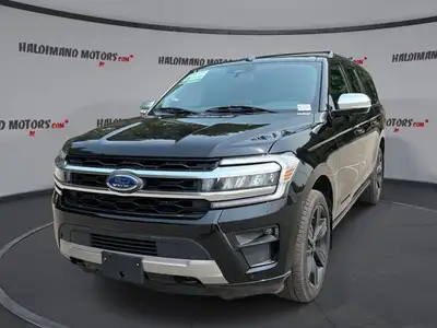 // ACCIDENT FREE!! // The 2022 Ford Expedition Platinum Max 4x4 is a full-size SUV built for familie...