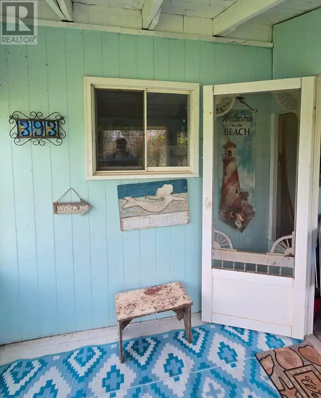 393 Ponds Road South Pinette, Prince Edward Island62863316552706122